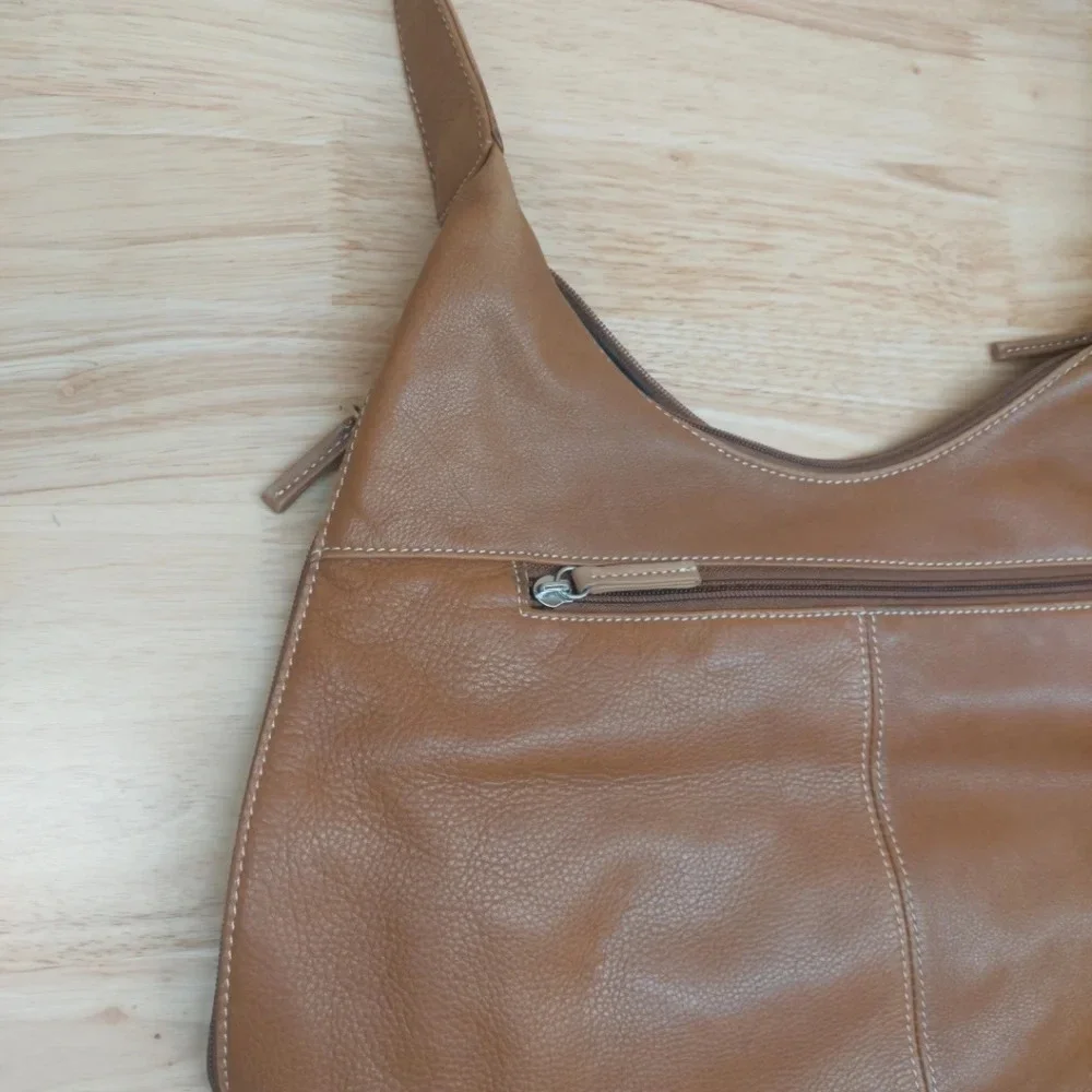 Tignanello Y2K Carmel brown leather handbag tote purse Euc!